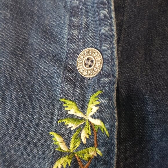 New Direction Denim Jean Top Size M Embroidered Velvet Giraffe Shirt 3/4 Sleeves - Picture 6 of 12